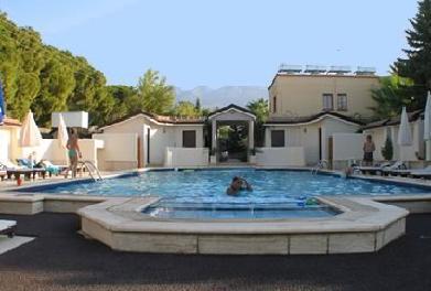 The Pine Bay Club Hotel Kyrenia  Exterior foto